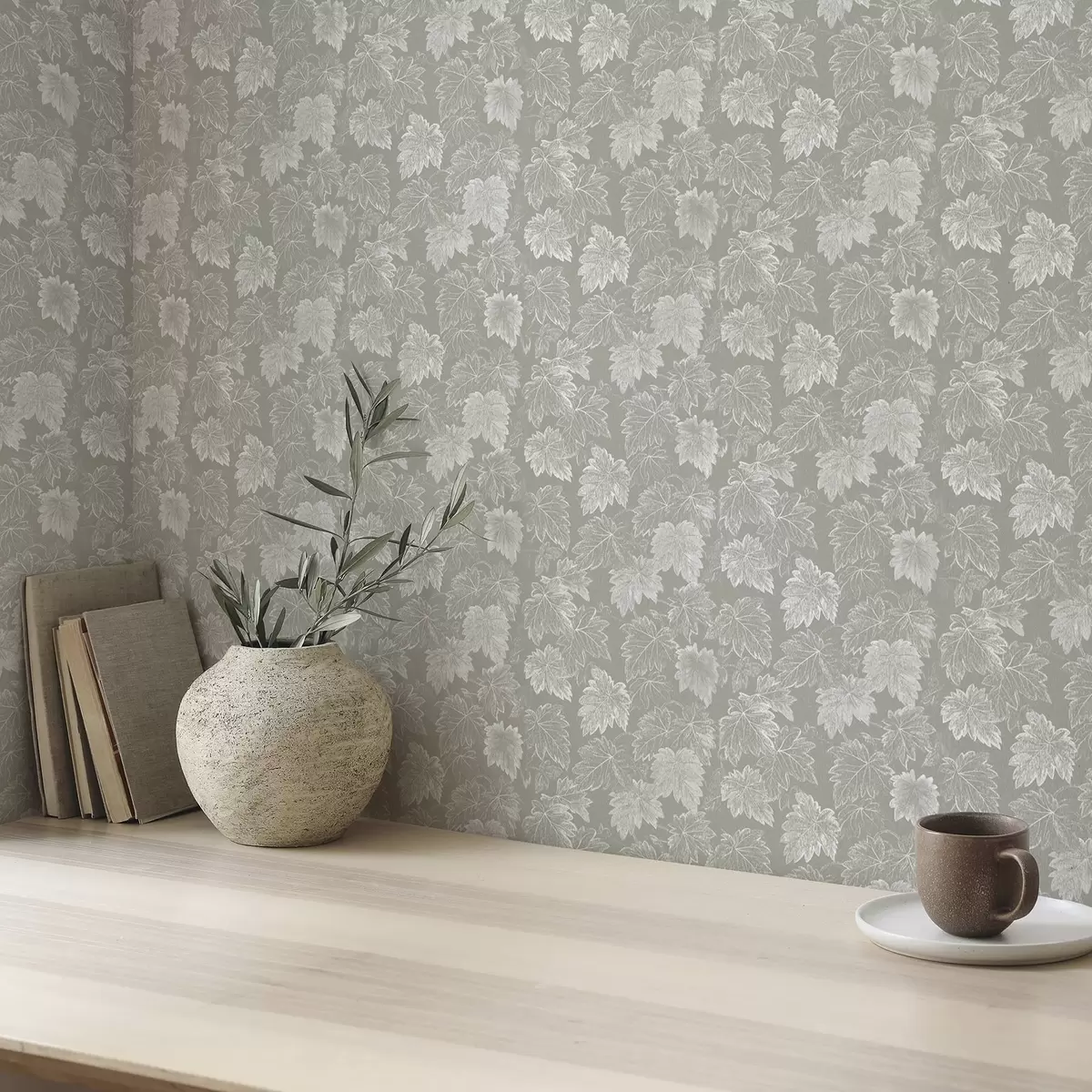 Papel pintado Gráfico de hojas de arce plateadas sobre fondo gris a00196